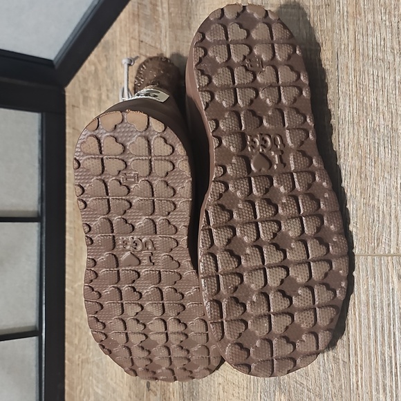 UGG Slouchy Brown Boots Size 5 - Picture 7 of 7